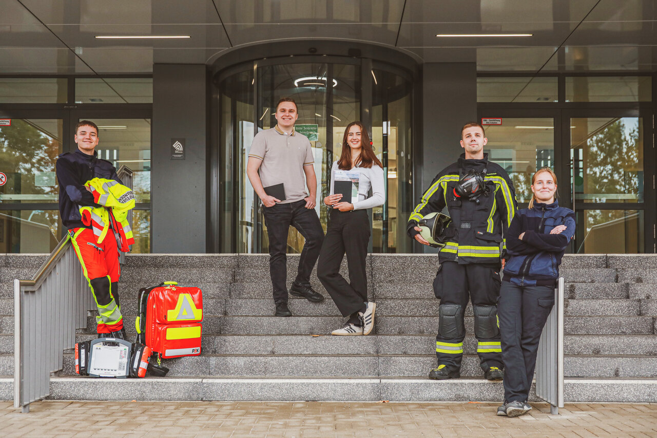 Bild vergr&ouml;&szlig;ern: Werden Sie Teil<br>des Teams NB!